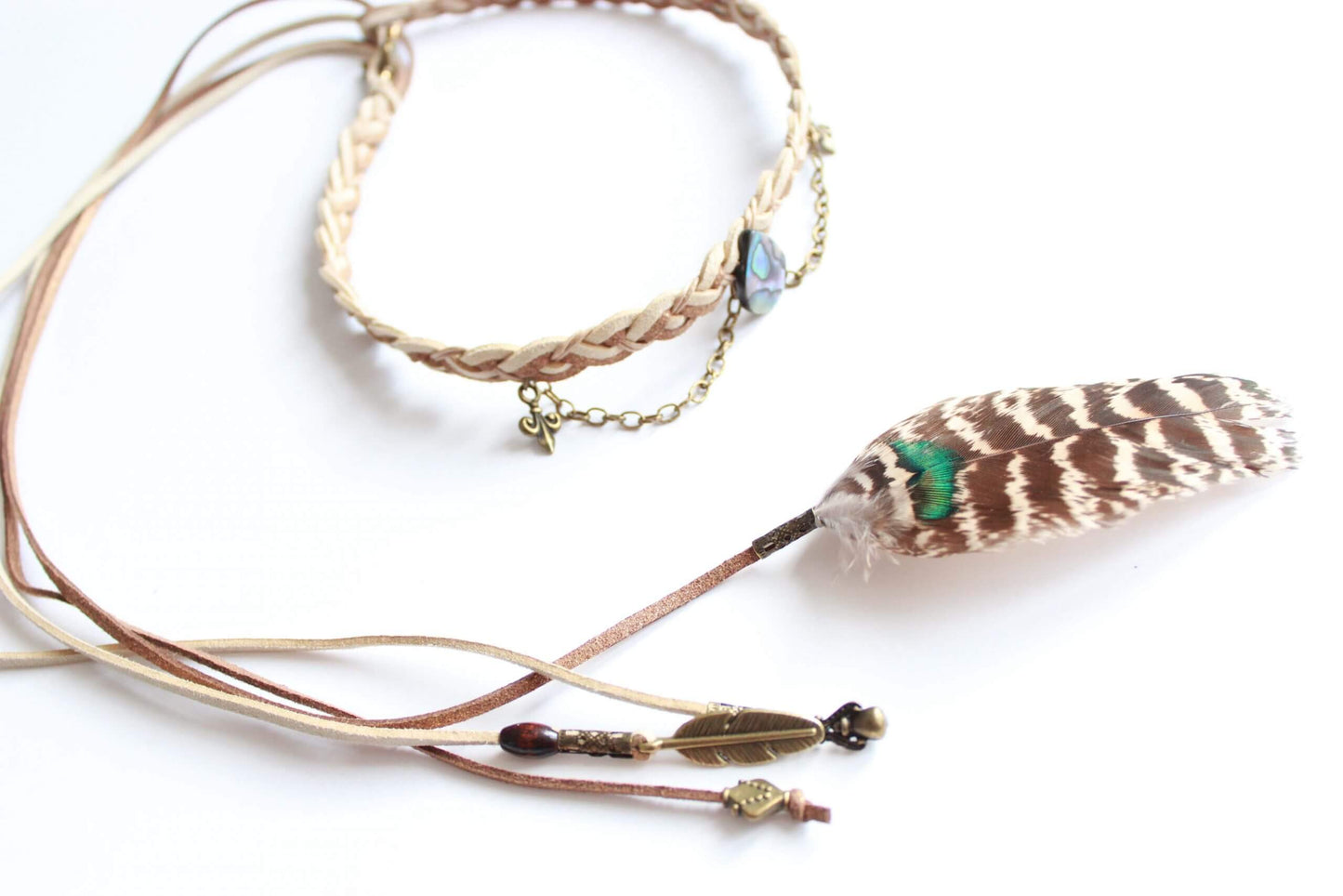 Tocado de plumas de Afrodita