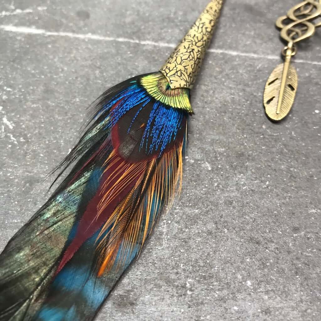 Boucles d'oreilles plumes multicolores en bronze Cosmo