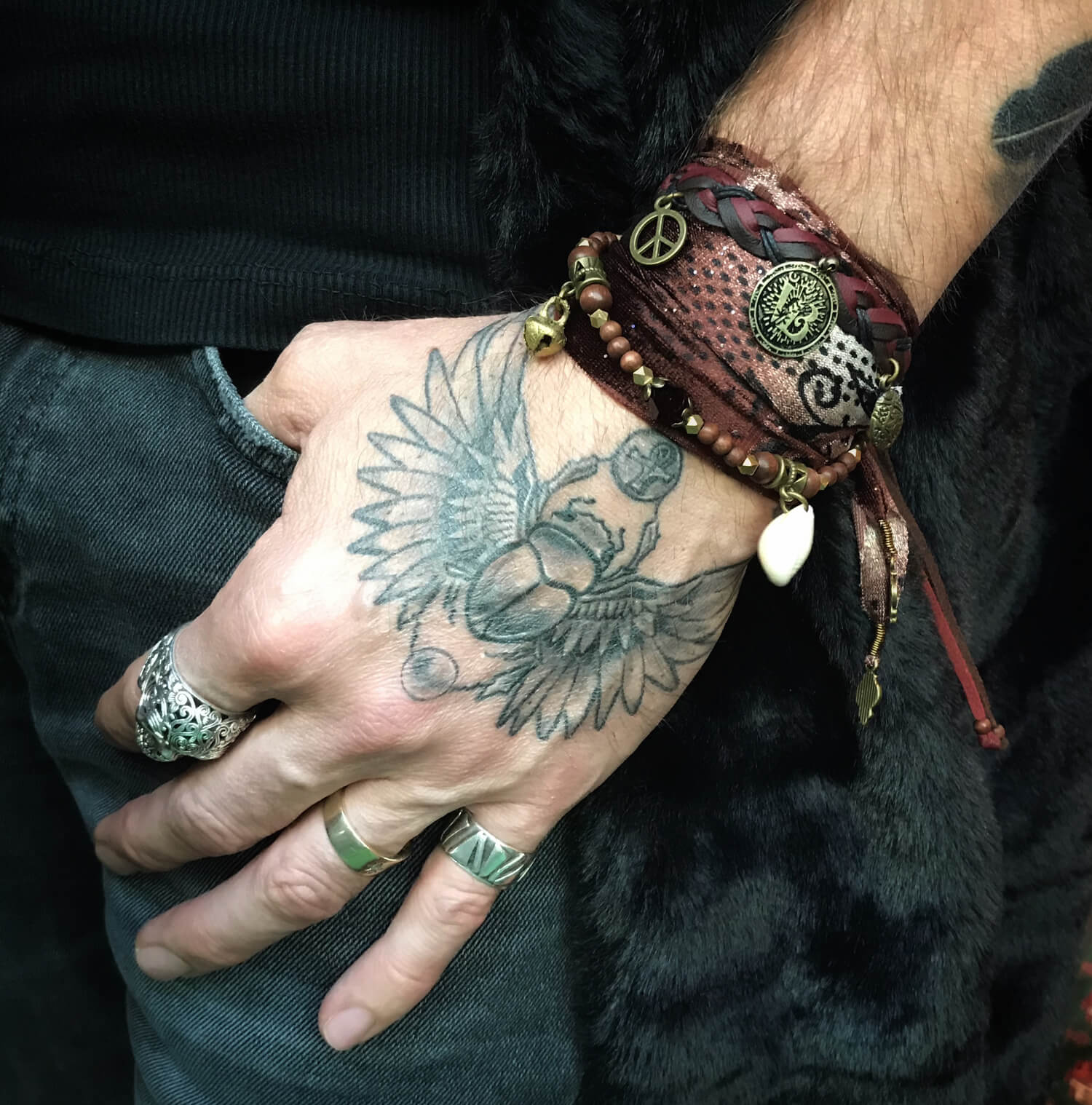 Velvet Underground Cuff Bracelet Set Pirate Layered Gypsy Fabric Wrist Wrap Unisex Bracelet Set For Men And Women Rock n Roll Style
