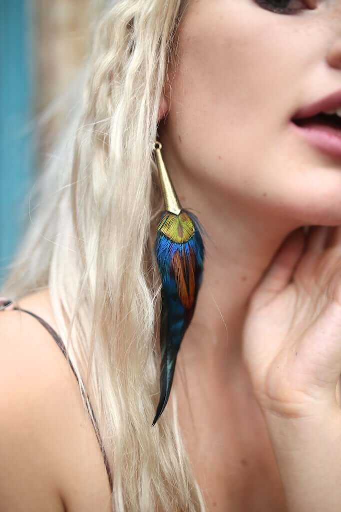 Boucles d'oreilles plumes multicolores en bronze Cosmo