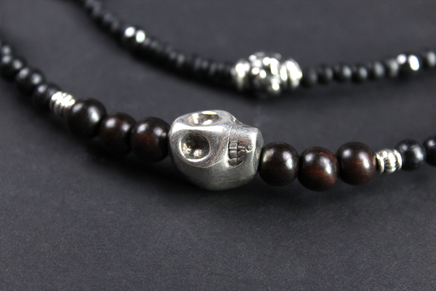 The Skullduggery Keychain - for pants trousers jeans pirate rock n roll style unisex for men and women biker fashion, chain for pants