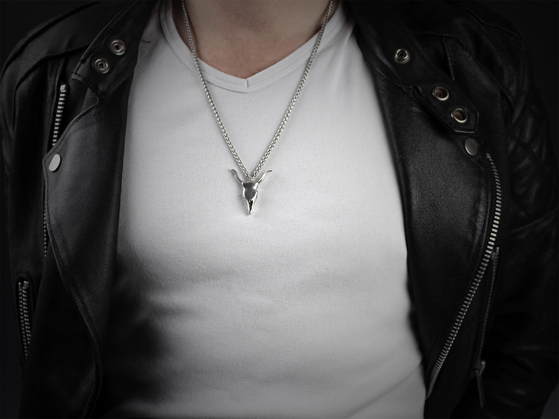 Steer Skull Necklace - silver chain bull skull pirate rock n roll biker necklace unisex for men and women country music style