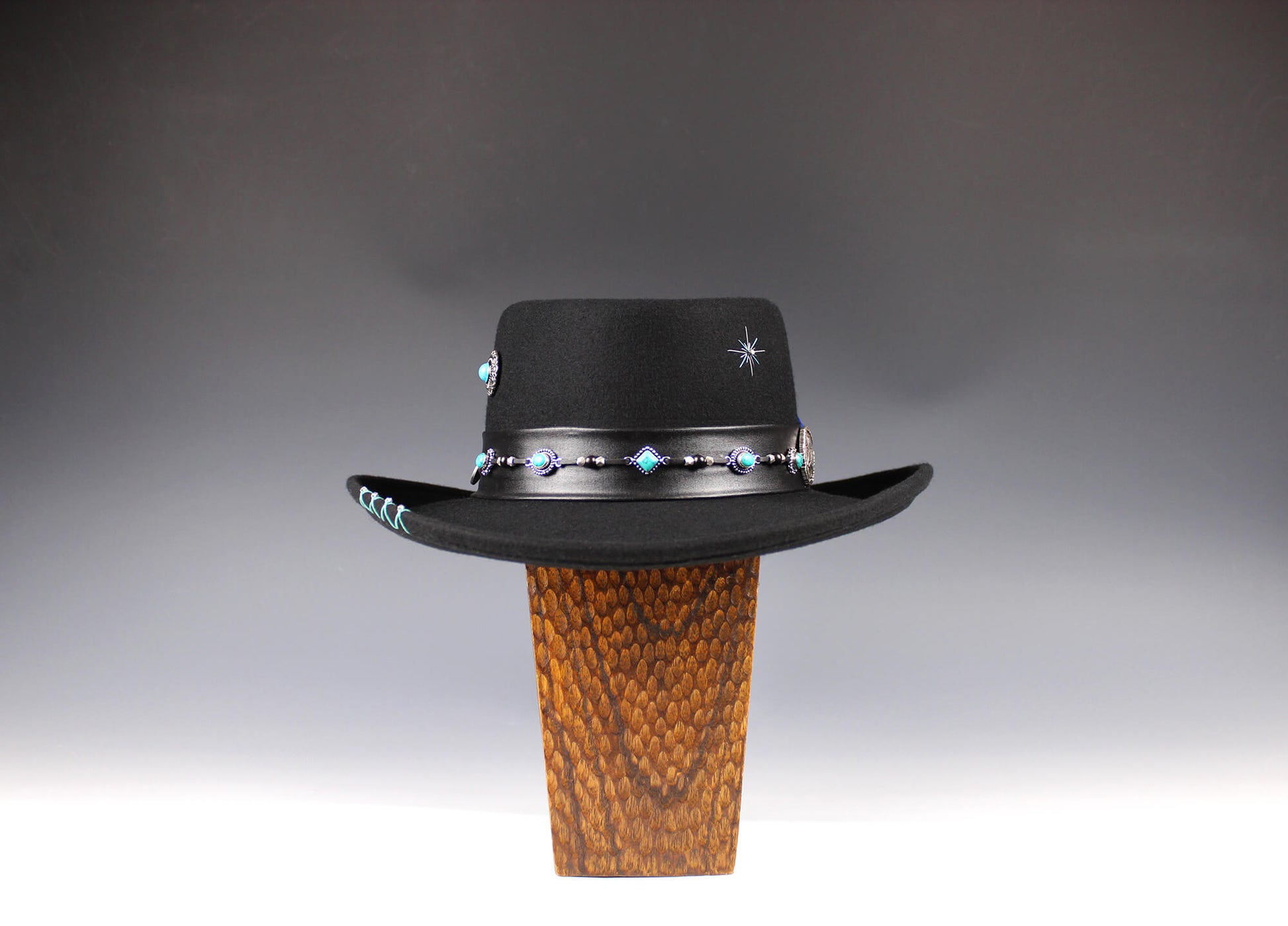 The Turquoise Phoenix Gambler Hat Western Style Hat Bohemian Country Turquoise Detailing Gemstones And Feathers Unisex For Men And Women