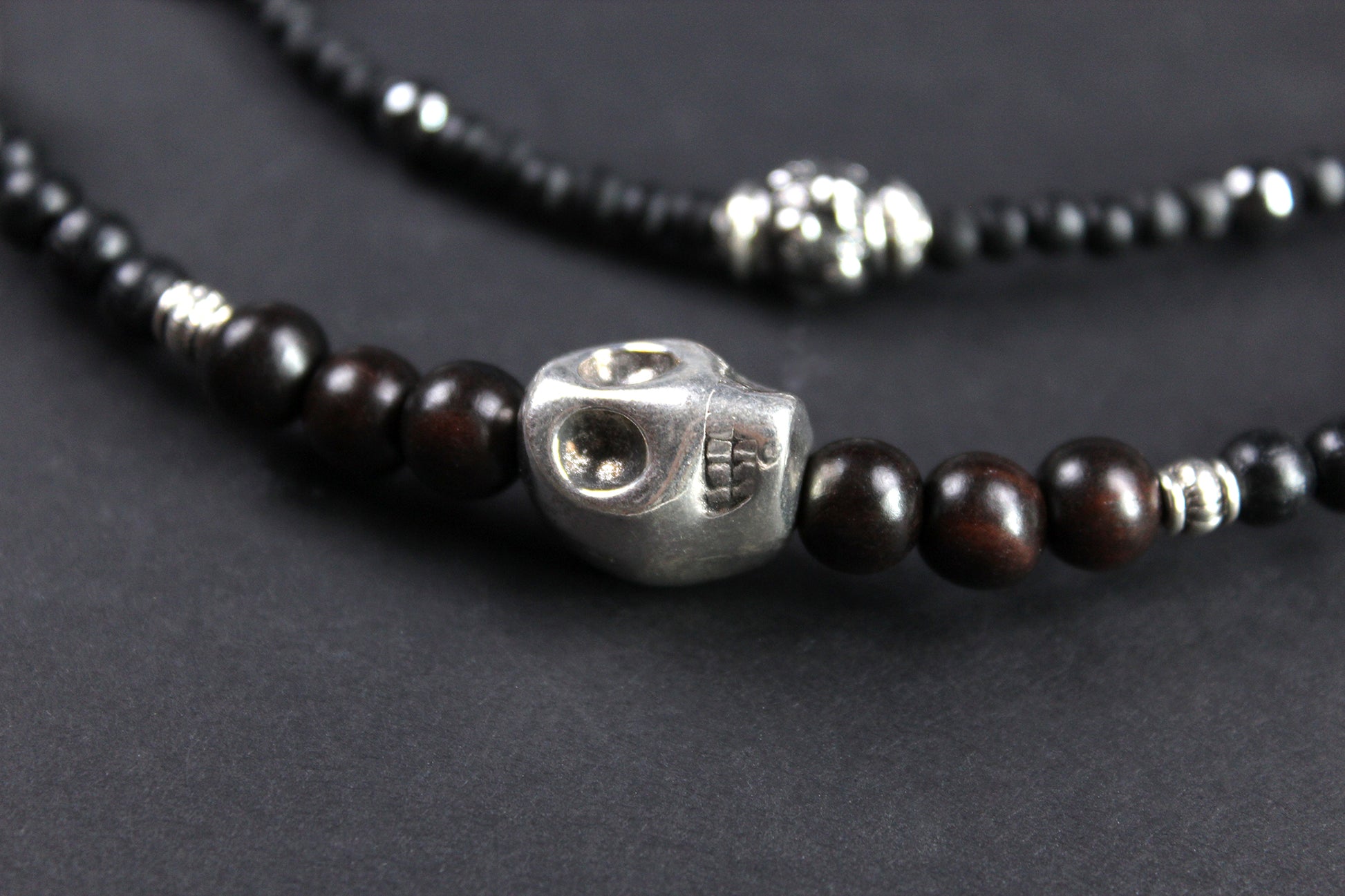 The Skullduggery Keychain - for pants trousers jeans pirate rock n roll style unisex for men and women biker fashion, chain for pants
