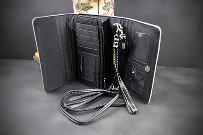 Western Cowgirl Clutch Wallet: Cream PU Leather Purse with stitched feather motif