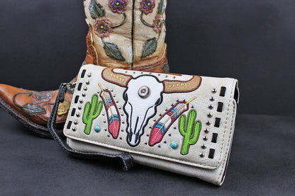 Western Cowgirl Clutch Wallet: Cream PU Leather Purse with stitched cow skull feather and cactus motif
