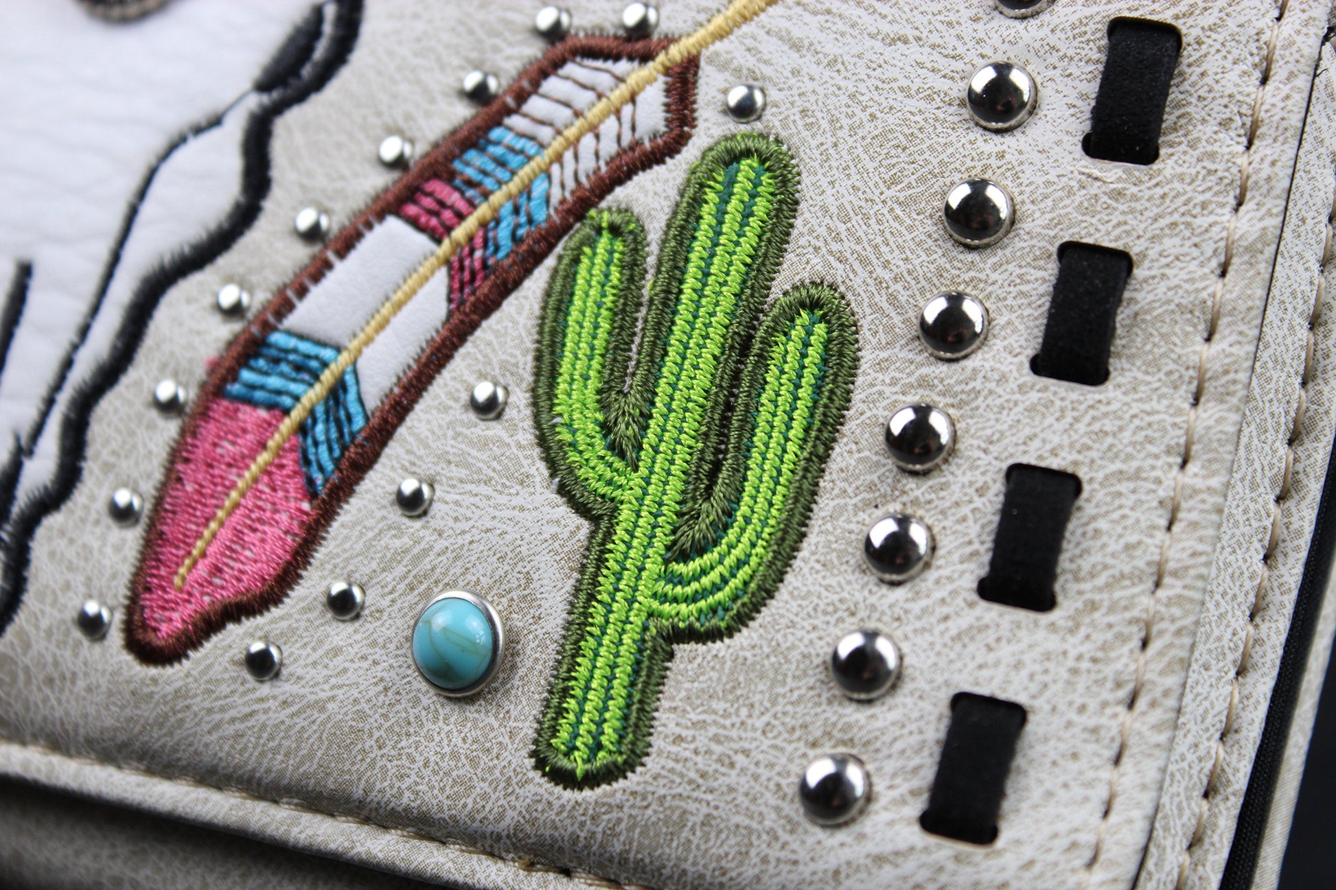Western Cowgirl Clutch Wallet: Cream PU Leather Purse with stitched cow skull feather and cactus motif