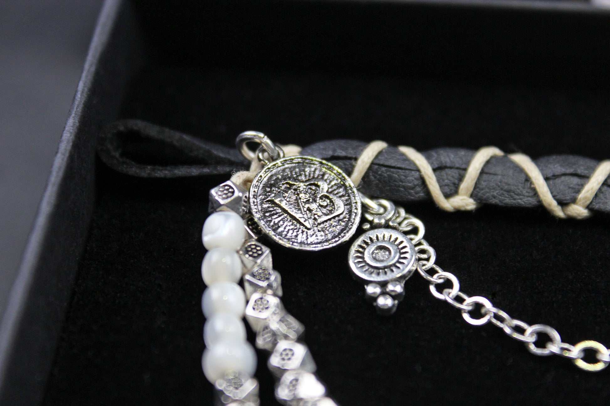 Bohemian Turquoise Howlite Choker : Silver 3 in 1 Anklet Choker Armband