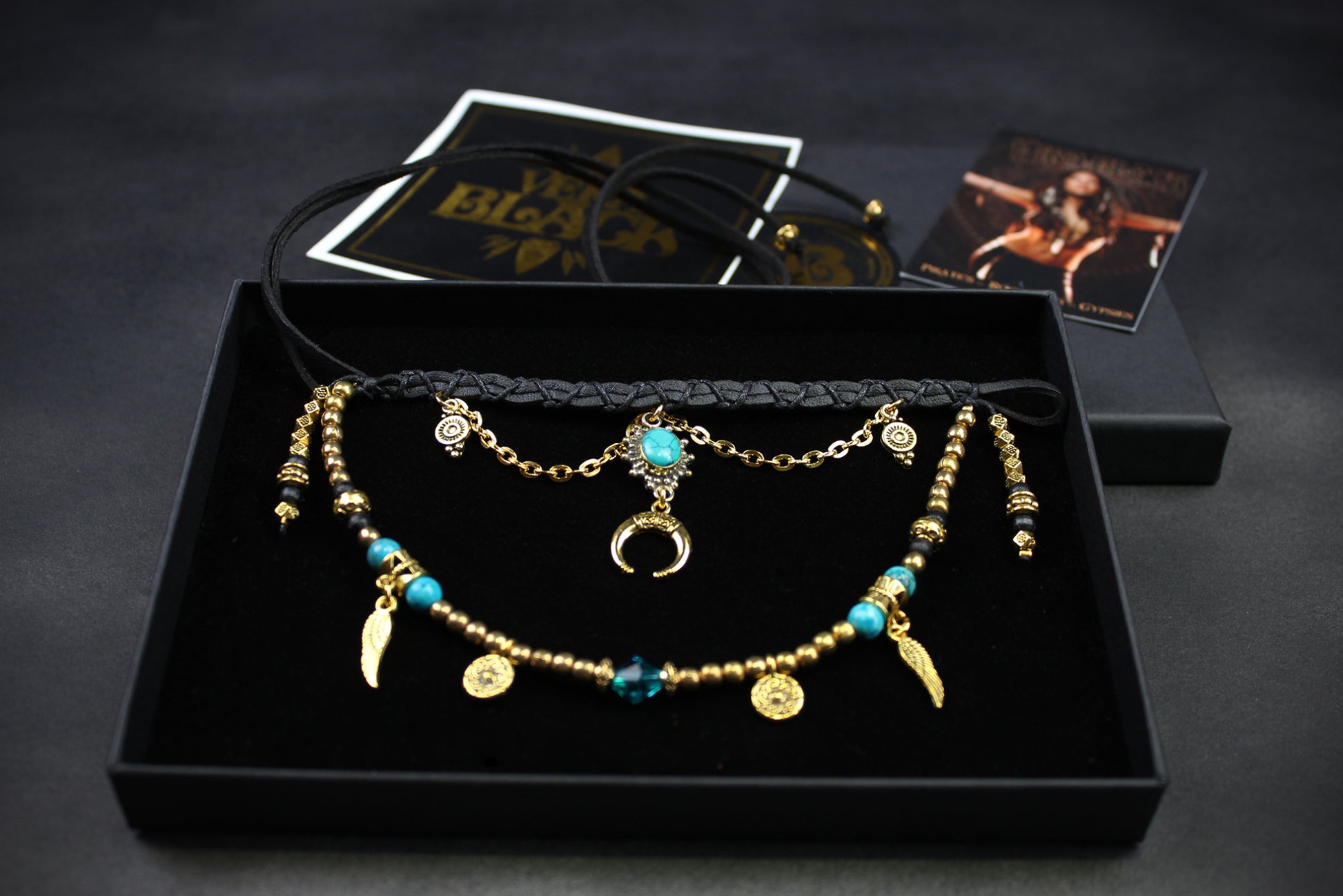 Turquoise Phoenix : Bohemian Turquoise & Howlite Anklet Choker Armband