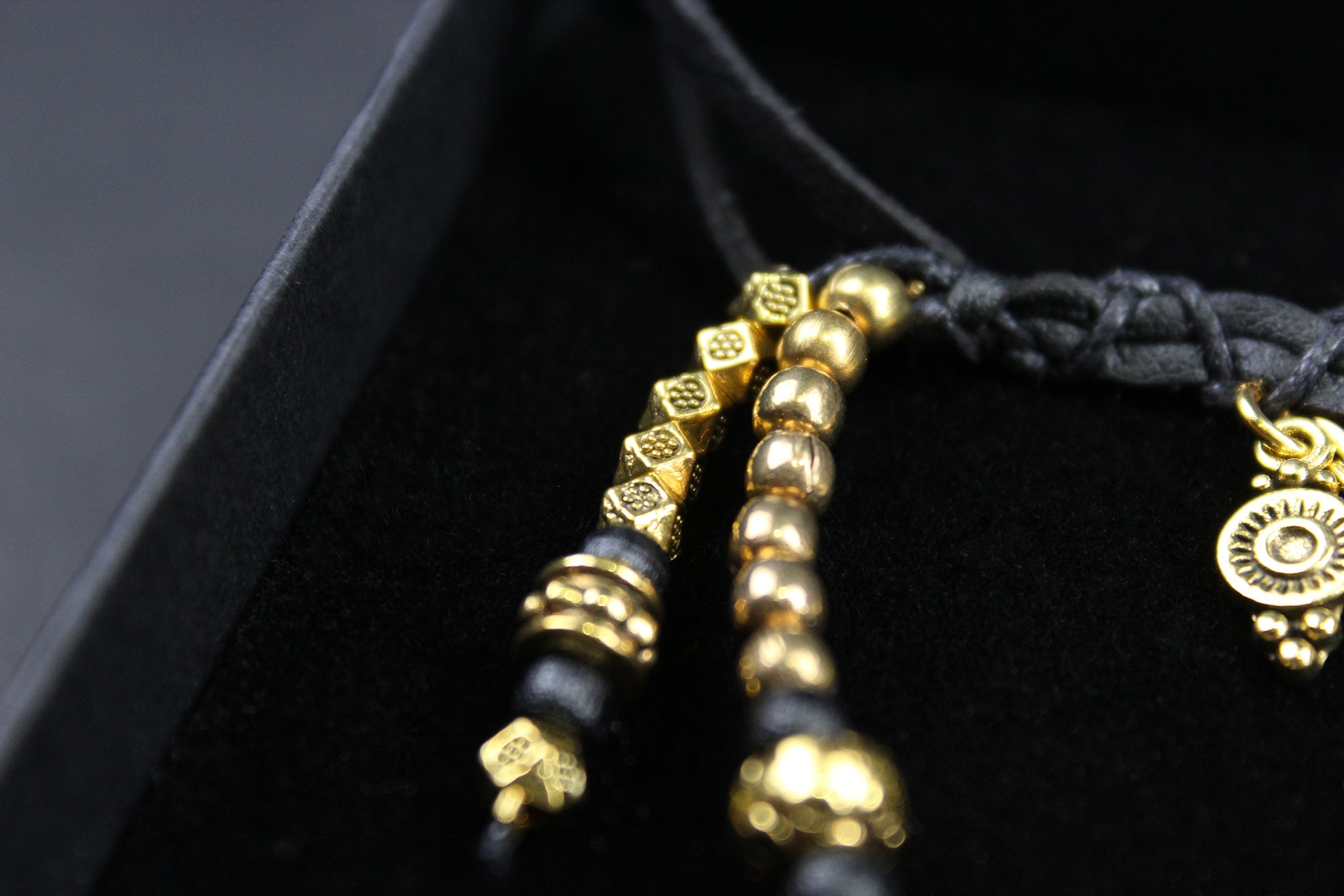 Turquoise Phoenix : Bohemian Turquoise & Howlite Anklet Choker Armband