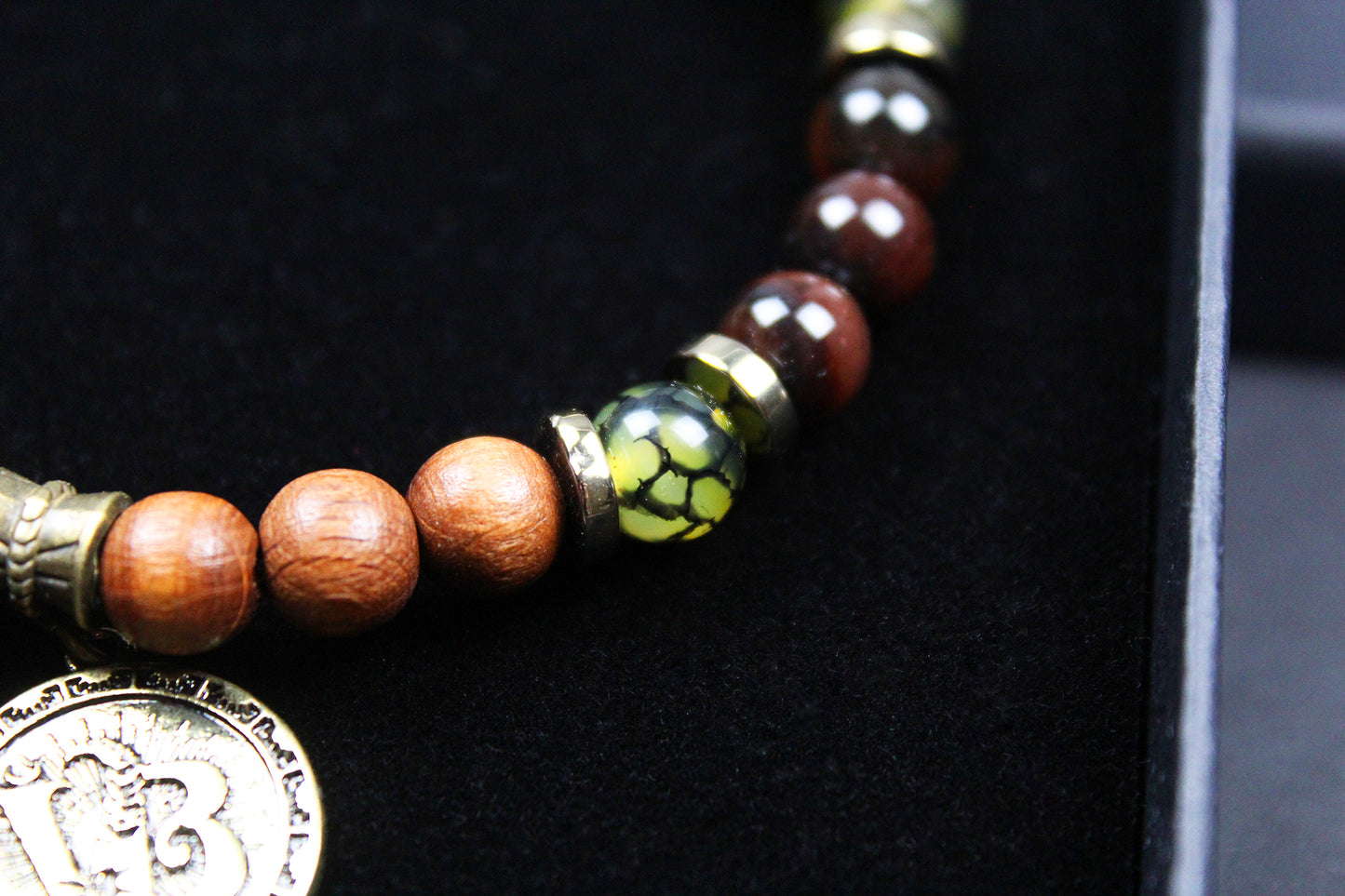 Skull Beaded Bracelet: Dragons Vein, Carnelian & Hematite with Bronze Detail