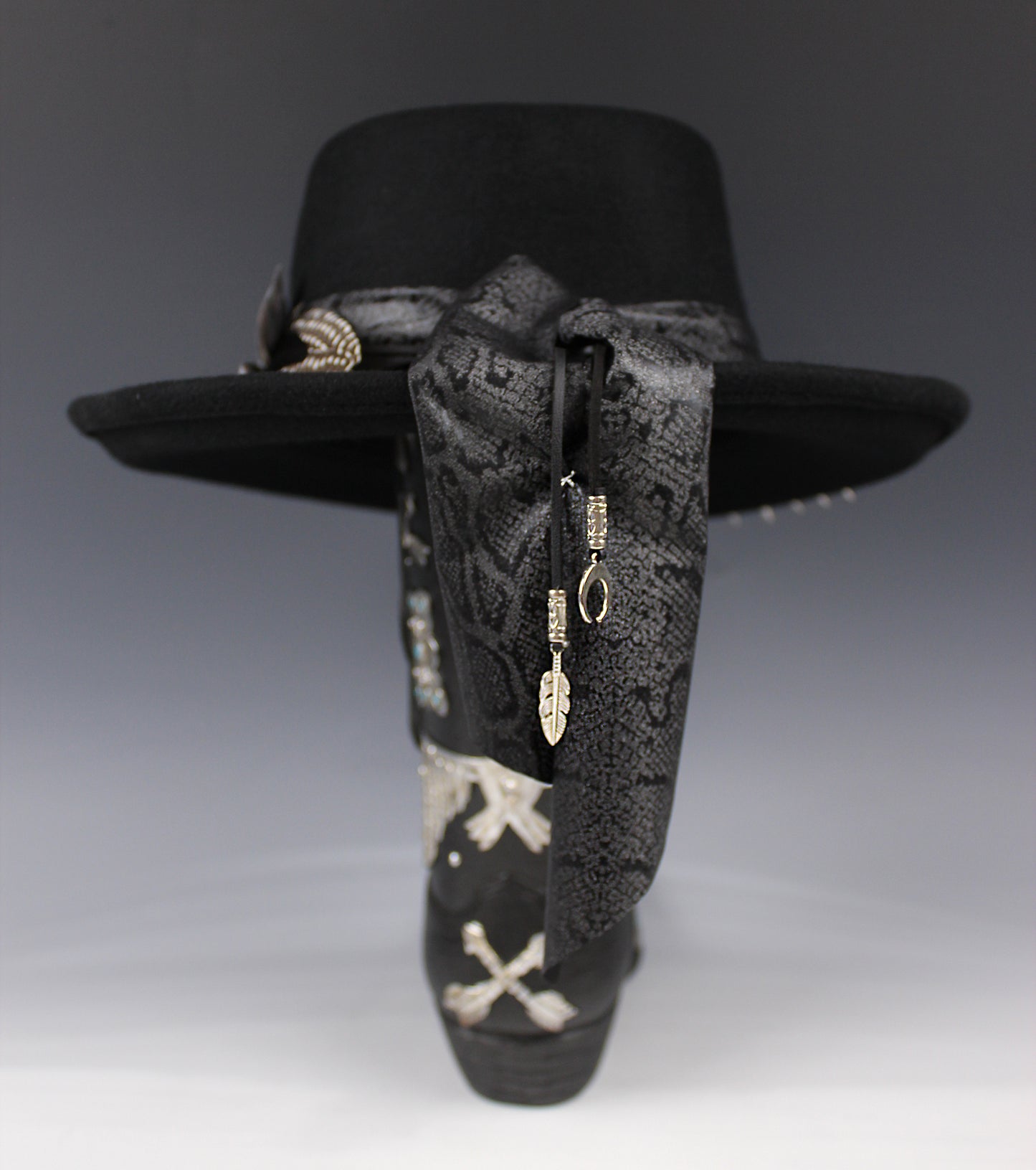 The Silver Hawk Gambler - Handmade Wool Felt Fedora Hat : Country Western Style with Silver Detail