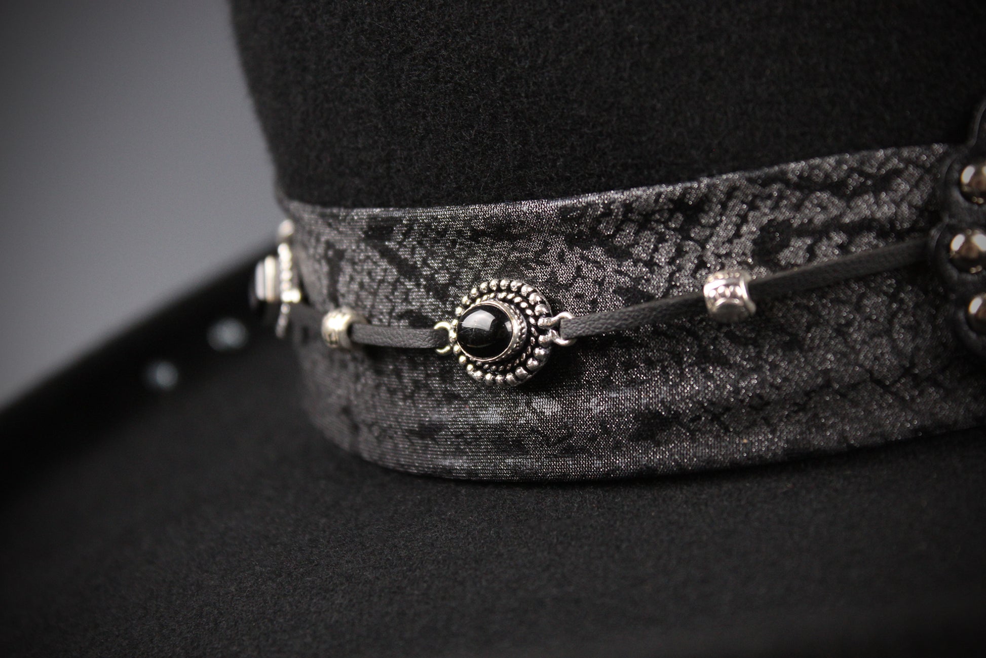 The Silver Hawk Gambler - Handmade Wool Felt Fedora Hat : Country Western Style with Silver Detail