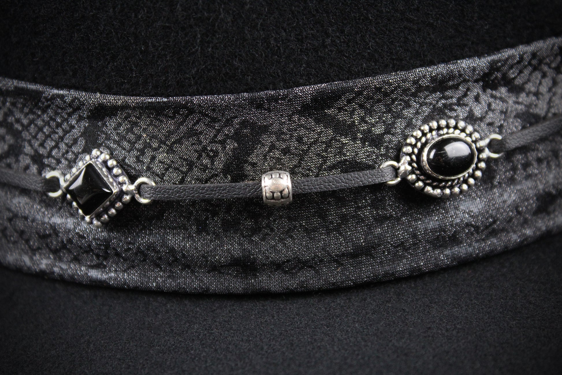 The Silver Hawk Gambler - Handmade Wool Felt Fedora Hat : Country Western Style with Silver Detail