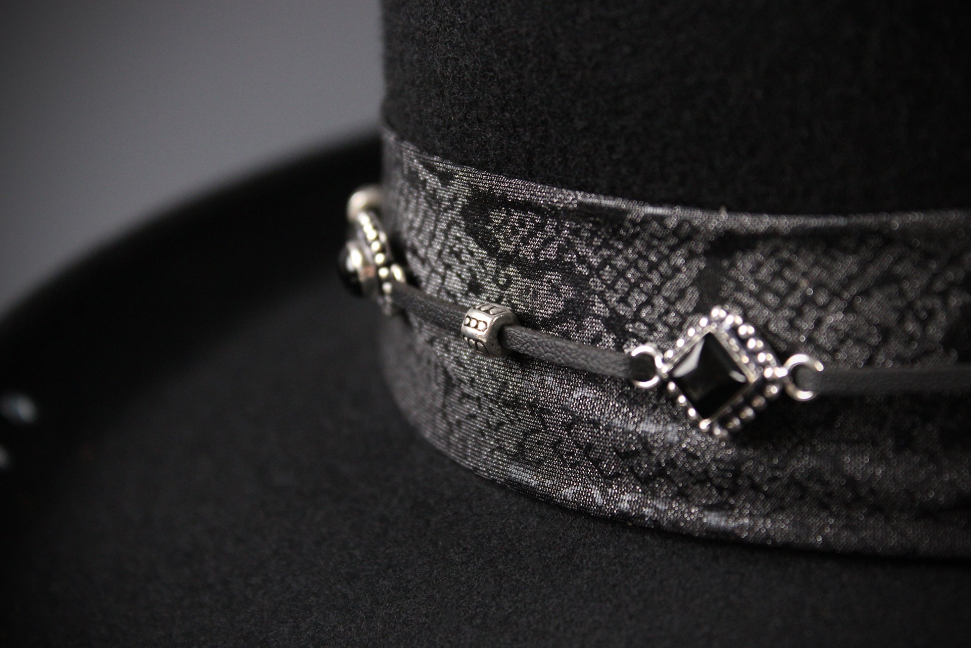 The Silver Hawk Gambler - Handmade Wool Felt Fedora Hat : Country Western Style with Silver Detail