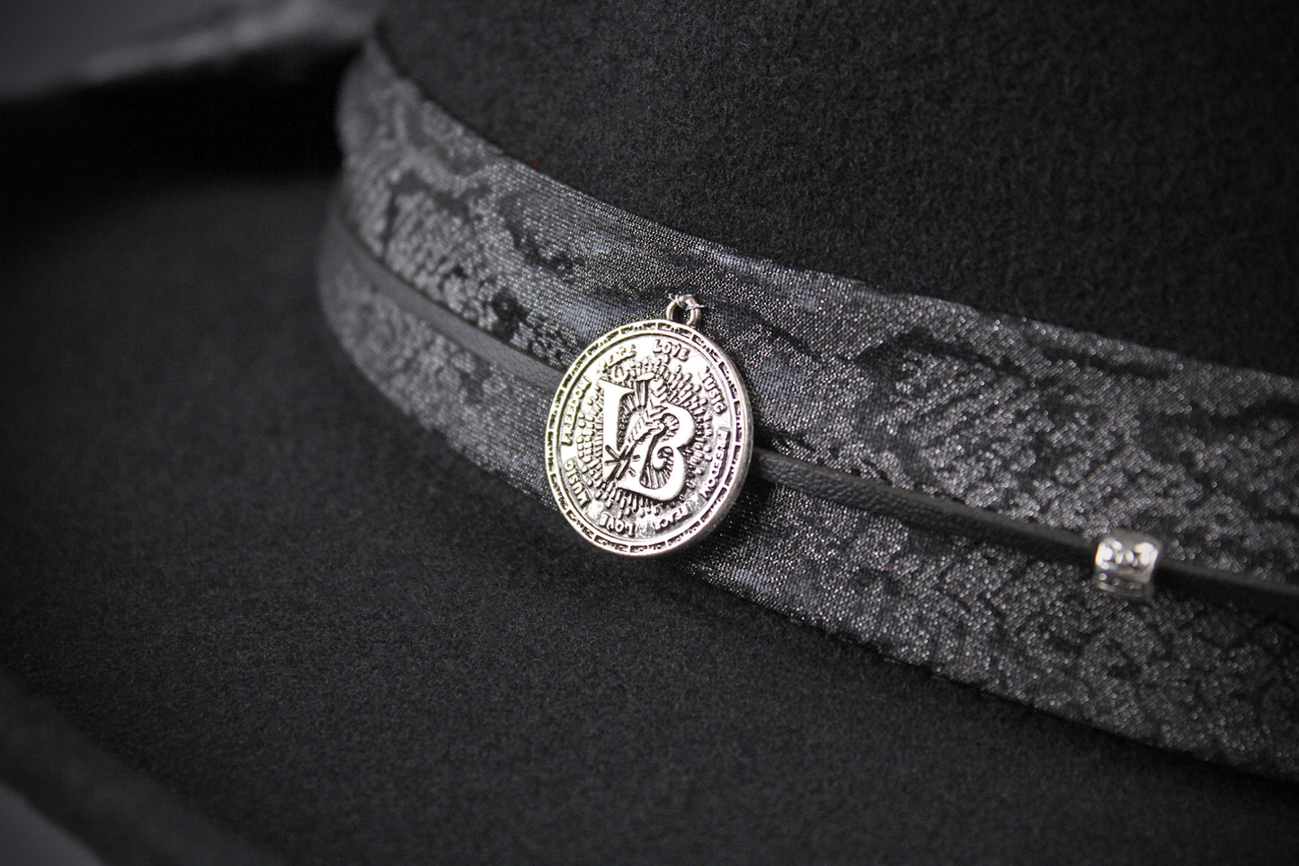 The Silver Hawk Gambler - Handmade Wool Felt Fedora Hat : Country Western Style with Silver Detail