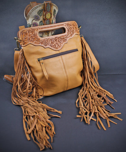The Prairie Brown Leather Shoulder Bag : Cowhide with Fringe