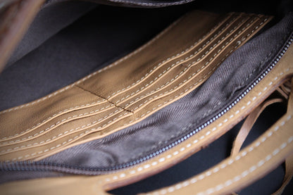 The Prairie Brown Leather Shoulder Bag : Cowhide with Fringe