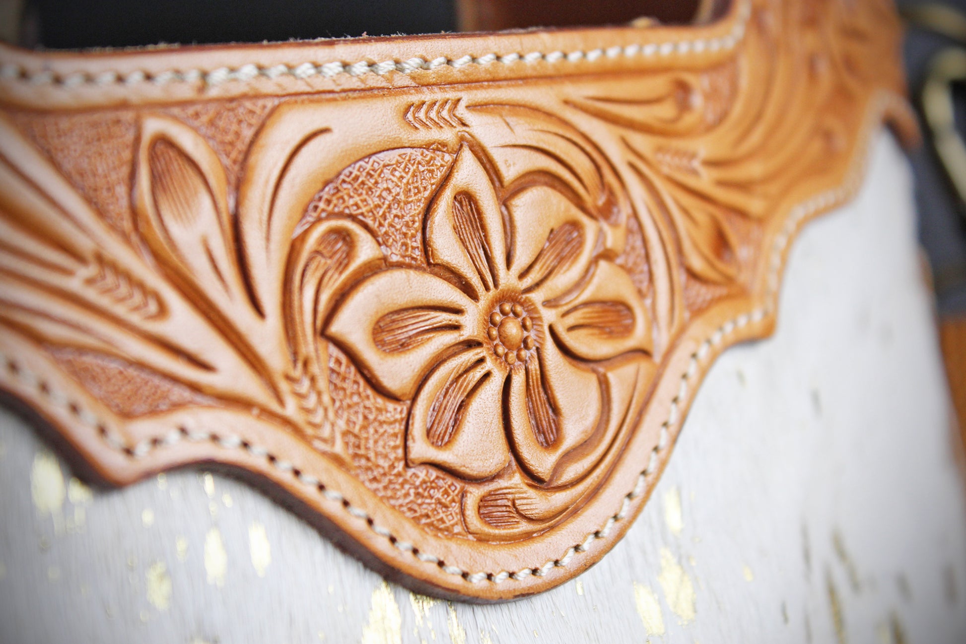 The Gold Girl Brown Leather Shoulder Bag : Cowhide with Fringe