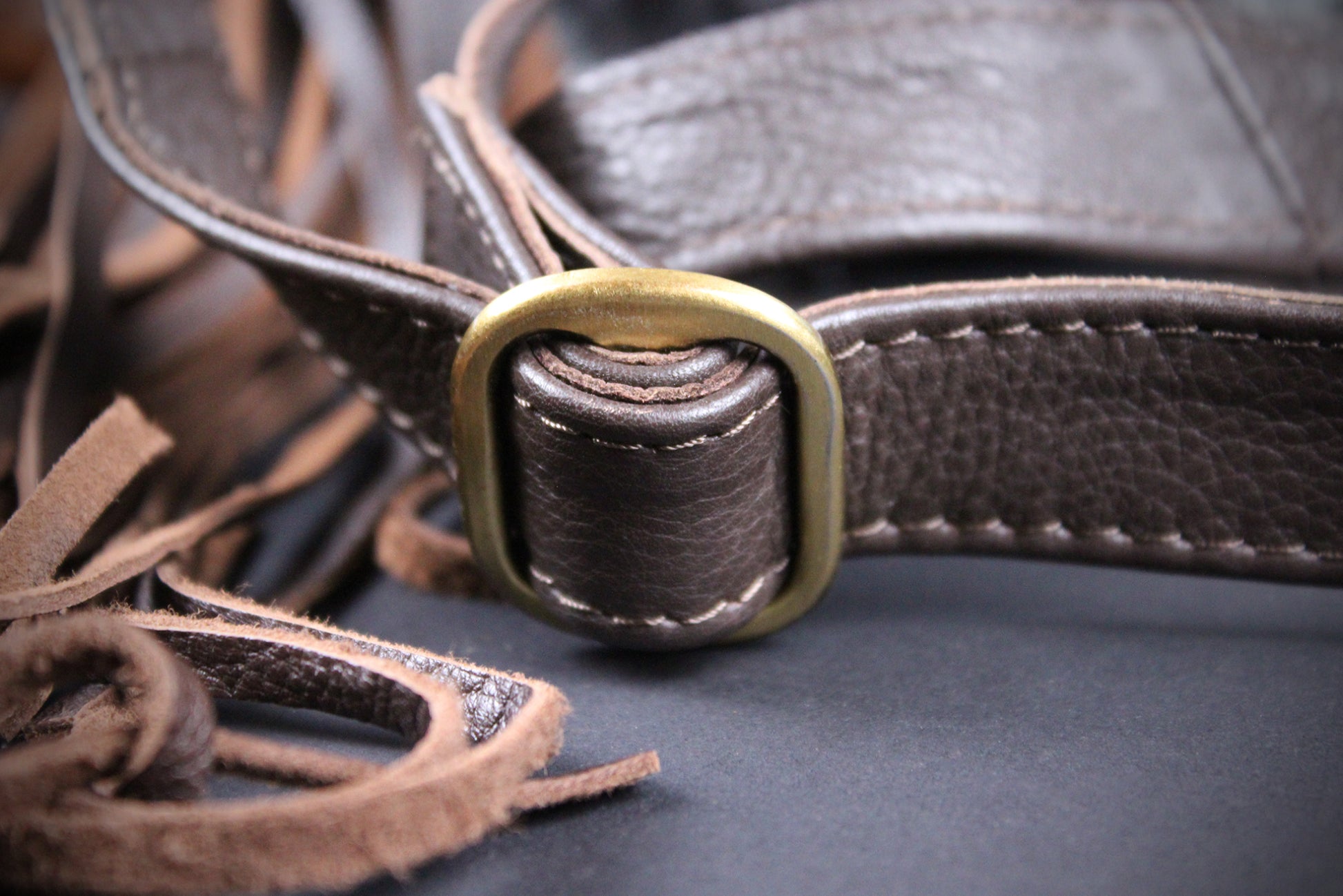 The Acid Leather Shoulder Bag : Cowhide with Fringe