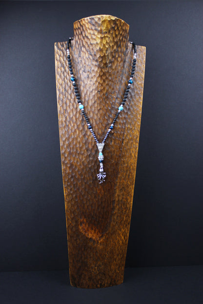 The Kraken Necklace : Short Unisex Necklace with intricate beading and an octopus pendant