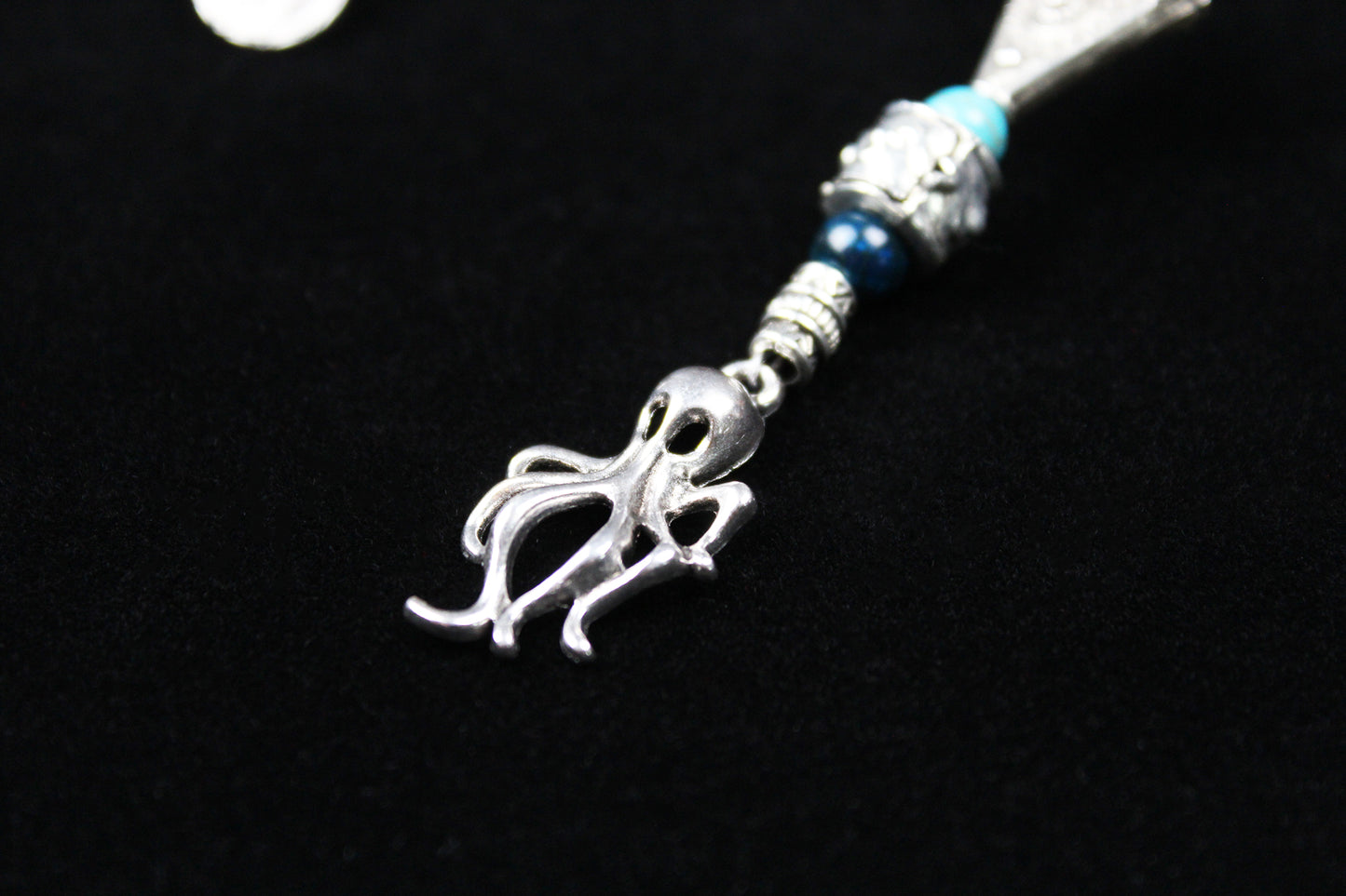 The Kraken Necklace : Short Unisex Necklace with intricate beading and an octopus pendant