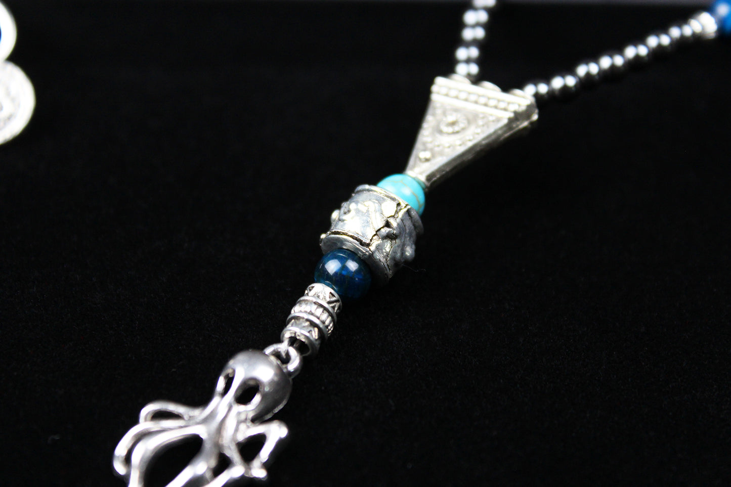 The Kraken Necklace : Short Unisex Necklace with intricate beading and an octopus pendant