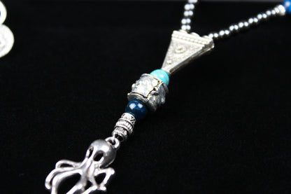 The Kraken Necklace : Short Unisex Necklace with intricate beading and an octopus pendant