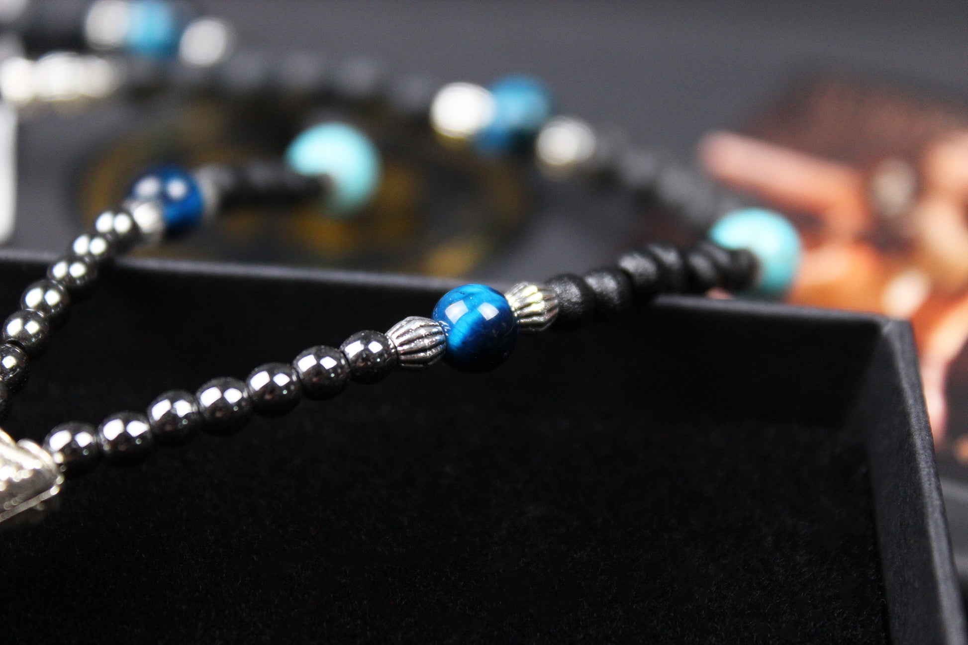 The Kraken Necklace : Short Unisex Necklace with intricate beading and an octopus pendant
