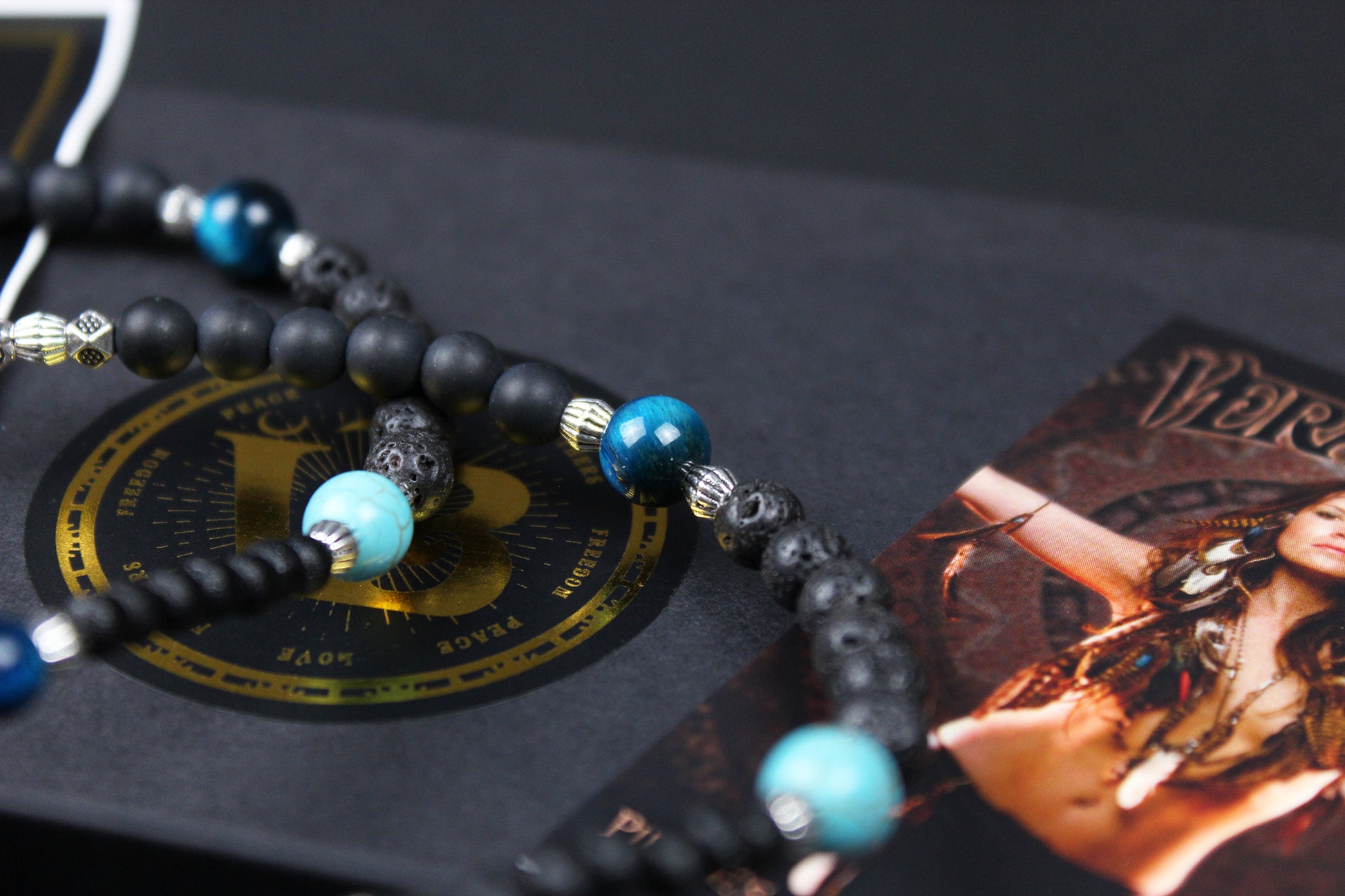 The Kraken Necklace : Short Unisex Necklace with intricate beading and an octopus pendant