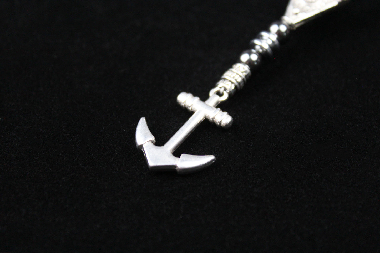 The Davey Jones Necklace : Short Unisex Necklace with black and silver detailing and a cool anchor pendant