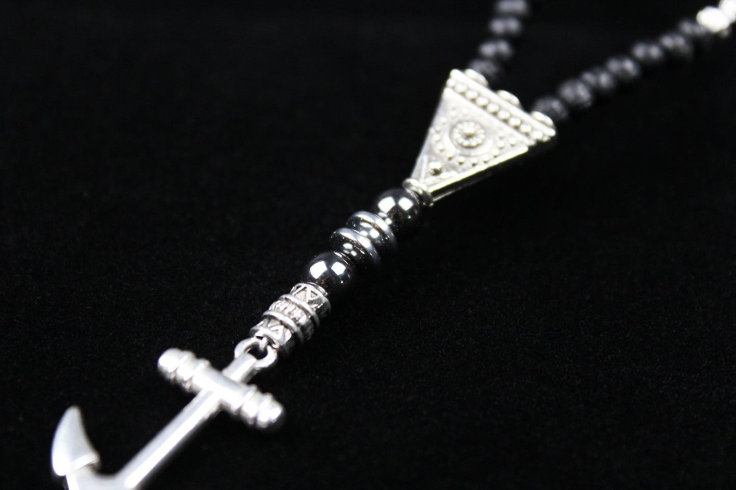 The Davey Jones Necklace : Short Unisex Necklace with black and silver detailing and a cool anchor pendant